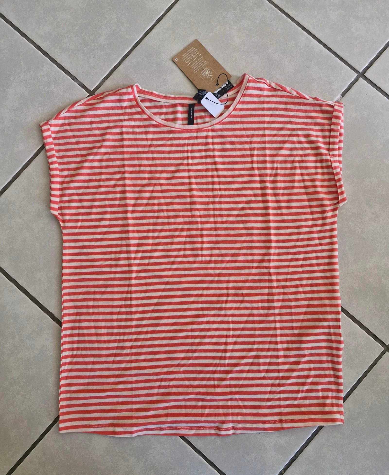 Tee-shirt Vero Moda tamanho XS NOVO – photo 2